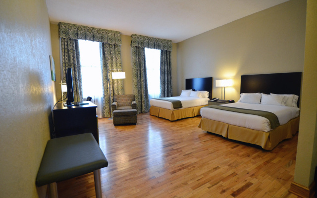 photo 3 of Holiday Inn Express Cleveland Downtown