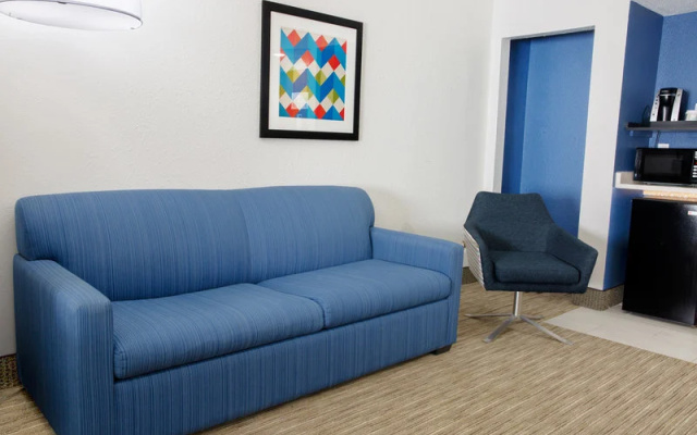 photo 5 of Holiday Inn Express Dayton Huber Heights