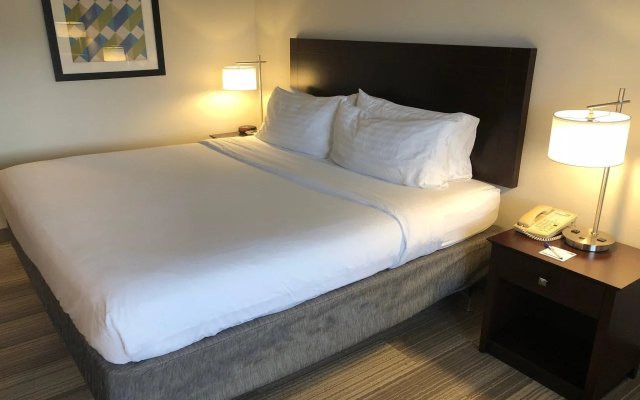 photo 3 of Holiday Inn Express Dayton, an IHG Hotel