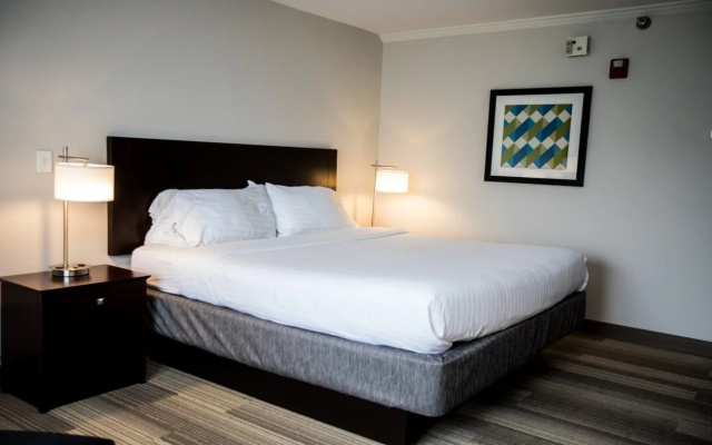 photo 4 of Holiday Inn Express Dayton, an IHG Hotel