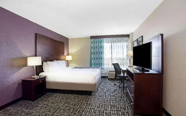 photo 5 of Holiday Inn Express Denver Aurora Medical Center
