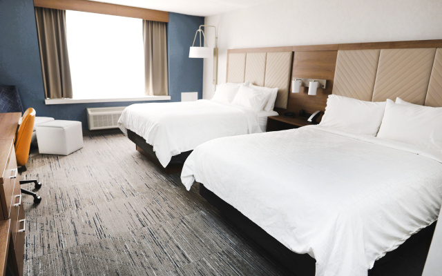 photo 4 of Holiday Inn Express Detroit-Birmingham by IHG
