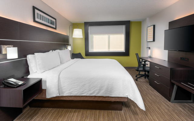 photo 4 of Holiday Inn Express Miami Airport Doral Area by IHG