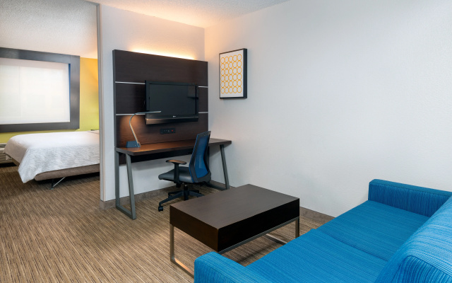 photo 5 of Holiday Inn Express Miami Airport Doral Area by IHG