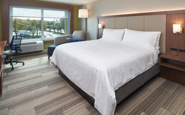 photo 4 of Holiday Inn Express Doral Miami by IHG