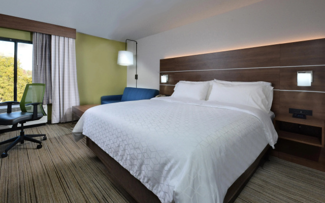 photo 3 of Holiday Inn Express Durham by IHG
