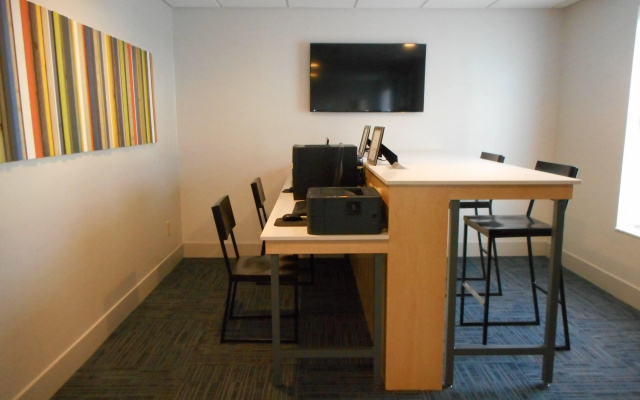 photo 4 of Holiday Inn Express Fairfield by IHG