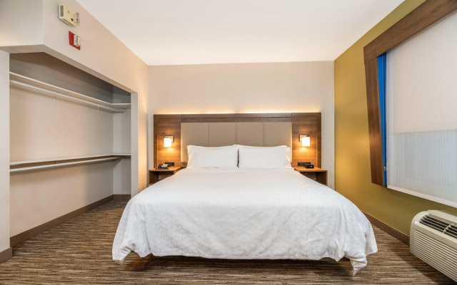 photo 5 of Holiday Inn Express Fremont-Milpitas Central by IHG