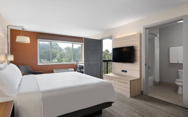 photo 4 of Holiday Inn Express Ft Bragg by IHG