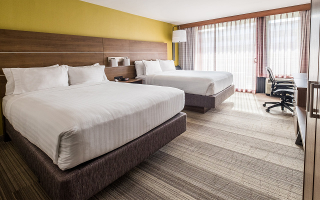 photo 2 of Holiday Inn Express Fullerton - Anaheim by IHG