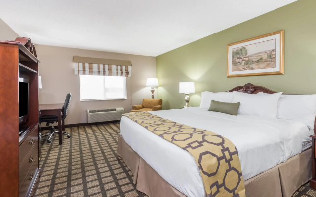 photo 5 of Baymont by Wyndham Fulton