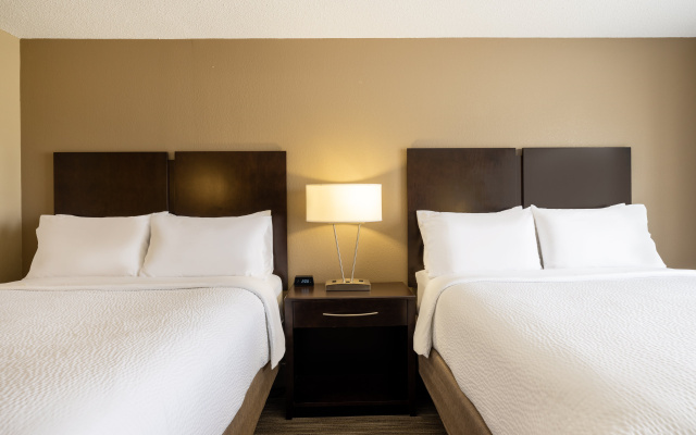 photo 3 of Holiday Inn Express Gas City by IHG