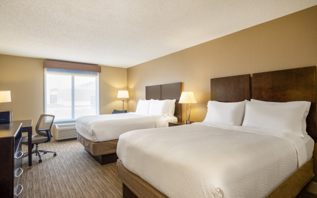 photo 4 of Holiday Inn Express Gas City by IHG