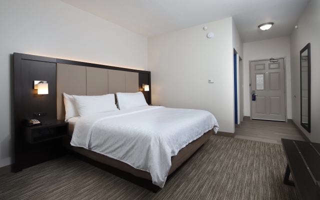 photo 3 of Holiday Inn Express Grand Rapids SW by IHG
