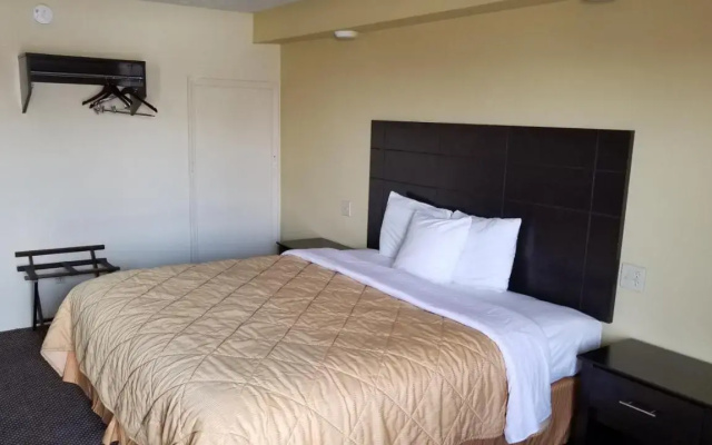 photo 2 of Holiday Inn Express Greenfield