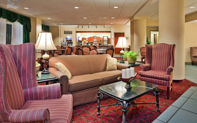 photo 2 of Holiday Inn Express Greenville by IHG