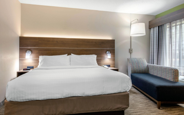 photo 5 of Holiday Inn Express Henderson N Evansville South by IHG