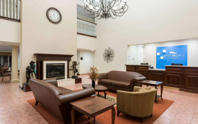 photo 2 of Seasons Inn & Suites Highland