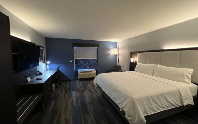 photo 3 of Holiday Inn Express Hotel & Suites Columbia East - Elkridge by IHG