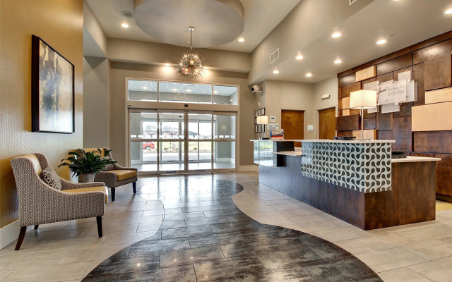 photo 2 of Holiday Inn Express Hotel & Suites Albany by IHG
