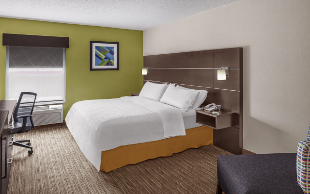 photo 5 of Holiday Inn Express & Suites Asheville SW - Outlet Ctr Area by IHG