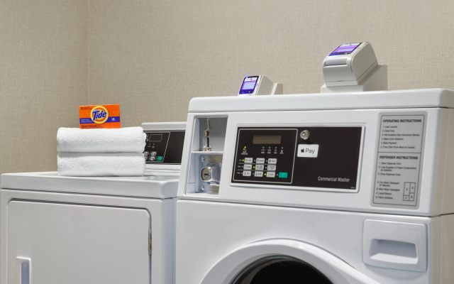 photo 3 of Holiday Inn Express Hotel & Suites Auburn - University Area by IHG