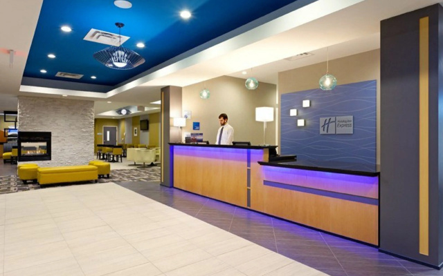 photo 2 of Holiday Inn Express Hotel & Suites Batavia - Darien Lake by IHG