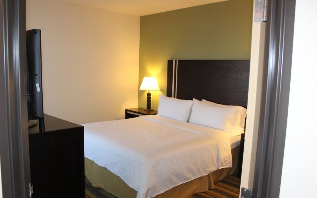 photo 4 of Holiday Inn Express Hotel & Suites Berkeley by IHG