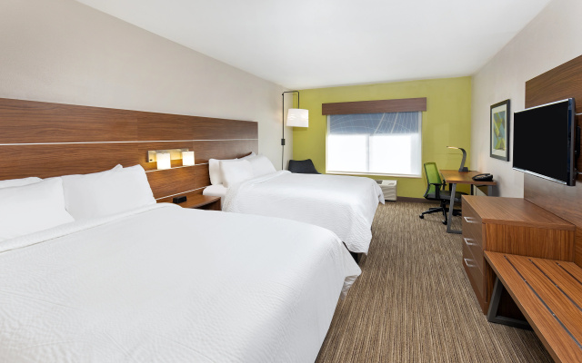 photo 3 of Holiday Inn Express Hotel & Suites Birmingham - Inverness by IHG
