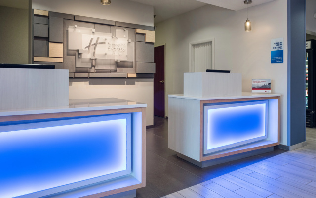 photo 3 of Holiday Inn Express Hotel & Suites Burlington by IHG