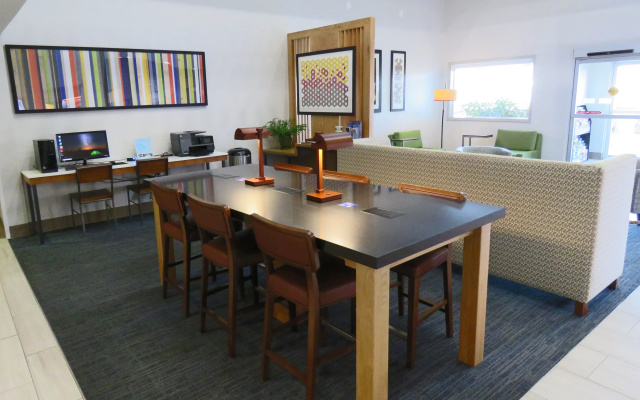 photo 5 of Holiday Inn Express & Suites Burlington by IHG