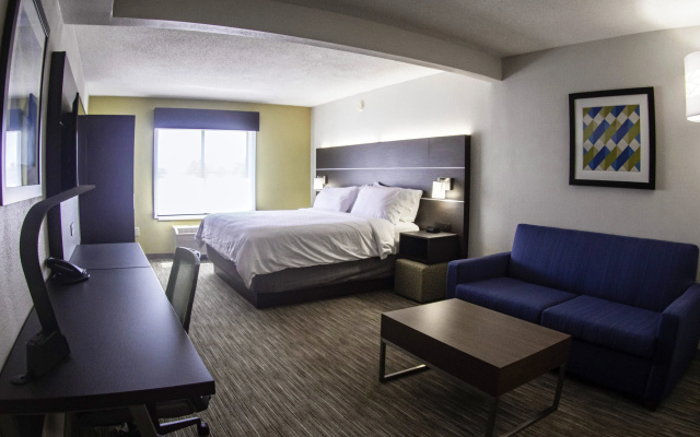 photo 4 of Holiday Inn Express & Suites Charlotte-Concord-I-85 by IHG