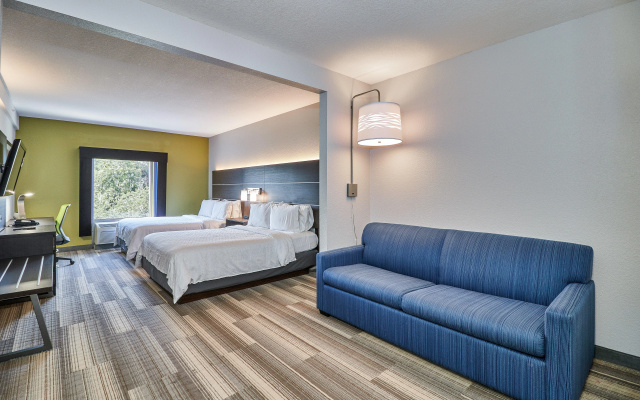 photo 3 of Holiday Inn Express Hotel & Suites Clearwater/Us 19 N by IHG