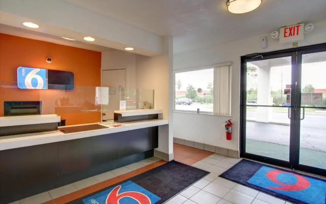 photo 2 of Motel 6 Richfield, OH