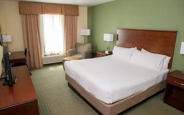 photo 3 of Holiday Inn Express & Suites Cocoa