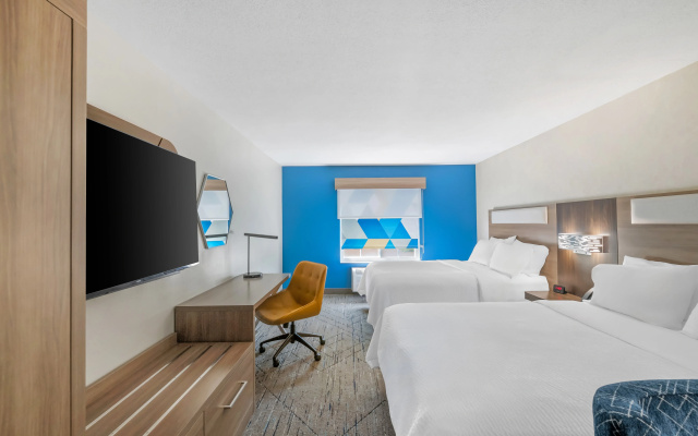 photo 3 of Holiday Inn Express Hotel & Suites Council Bluffs - Conv Ctr by IHG