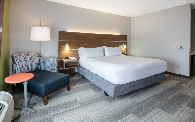 photo 5 of Holiday Inn Express Hotel & Suites Dallas-Grand Prairie I-20 by IHG