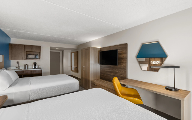 photo 3 of Holiday Inn Express Hotel & Suites Danbury - I-84 by IHG