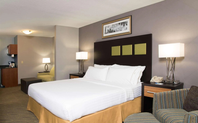 photo 3 of Holiday Inn Express Hotel & Suites Danville by IHG
