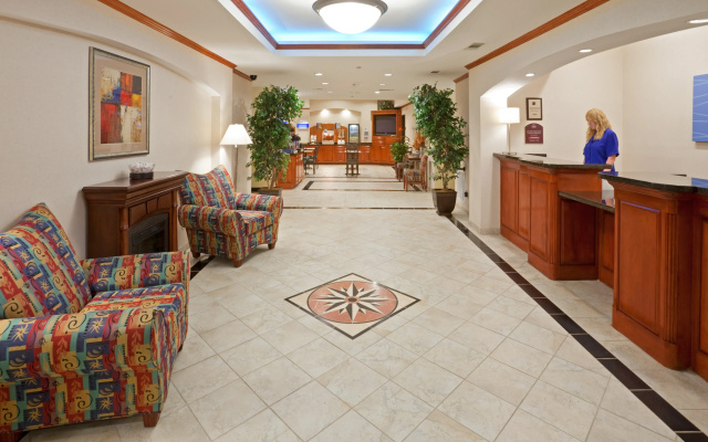 photo 2 of Holiday Inn Express Hotel & Suites Decatur by IHG
