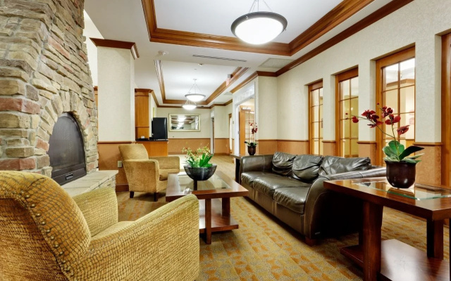 photo 2 of Holiday Inn Express & Suites Riverhead - Long Island by IHG