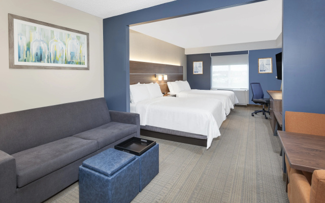 photo 5 of Holiday Inn Express & Suites Riverhead - Long Island by IHG