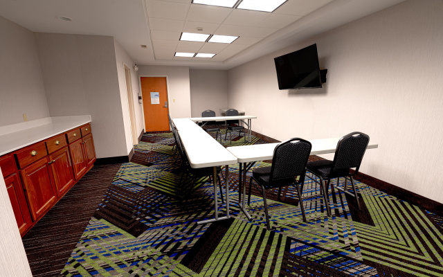 photo 5 of Holiday Inn Express Hotel & Suites East Lansing by IHG