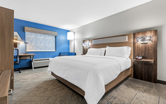 photo 4 of Holiday Inn Express Hotel & Suites FLORENCE NORTHEAST by IHG