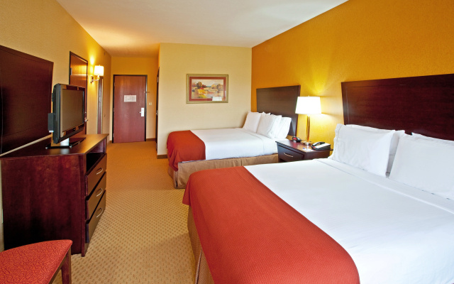 photo 4 of Holiday Inn Express & Suites Franklin KY by IHG