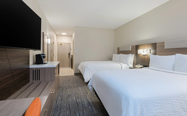 photo 4 of Holiday Inn Express Hotel & Suites Ft. Lauderdale-Plantation by IHG
