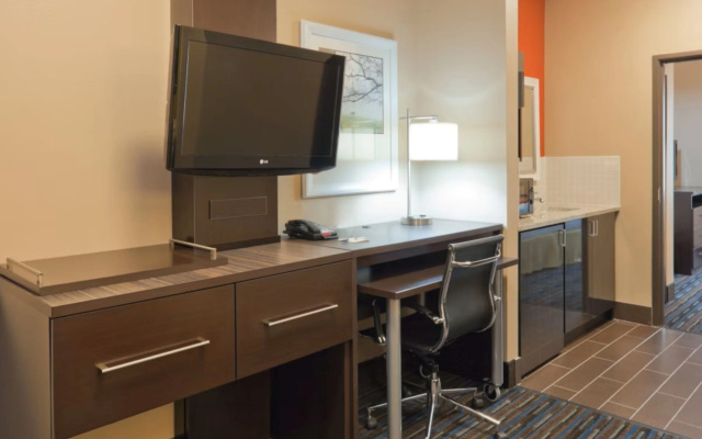 photo 5 of Holiday Inn Express Hotel & Suites Fulton by IHG