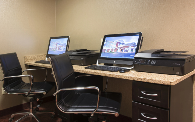 photo 5 of Holiday Inn Express Hotel & Suites Grand Rapids-North by IHG
