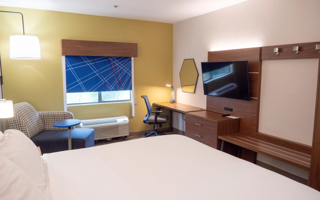 photo 5 of Holiday Inn Express & Suites Greenville Airport by IHG
