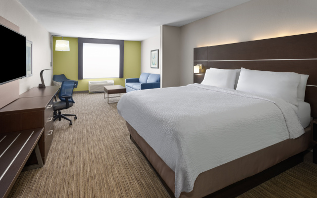 photo 4 of Holiday Inn Express Hotel & Suites Hamburg by IHG